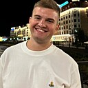Знакомства: Максим, 24 года, Тверь