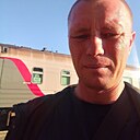 Знакомства: Aleks, 40 лет, Междуреченский