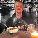 Знакомства: Игорь, 22 года, Волгоград