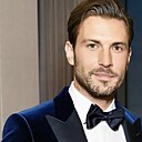 Знакомства: Лео, 34 года, Сургут