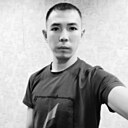 Знакомства: Дмитрий, 28 лет, Черногорск