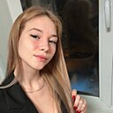 Знакомства: Полина, 21 год, Снежинск