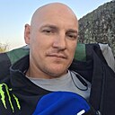 Знакомства: Бобик, 37 лет, Новая Каховка