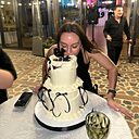 Знакомства: Эмилия, 19 лет, Москва