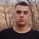 Знакомства: Данил, 23 года, Батайск