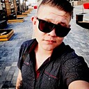 Знакомства: Олег, 29 лет, Макеевка