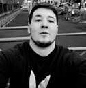 Знакомства: Лео, 32 года, Ташкент