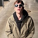 Знакомства: Артем, 30 лет, Якутск