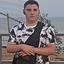 Знакомства: Максим, 24 года, Мариуполь