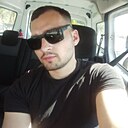 Знакомства: Анатолий, 27 лет, Познань