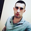 Знакомства: Владислав, 26 лет, Новомиргород