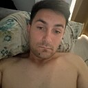 Знакомства: Florin, 23 года, București