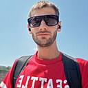 Знакомства: Олег, 34 года, Симферополь