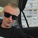 Знакомства: Владислав, 25 лет, Ульяновск