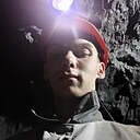 Знакомства: Анатолий, 23 года, Горнозаводск