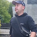 Знакомства: Игорь, 38 лет, Познань