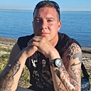 Знакомства: Артём, 26 лет, Керчь