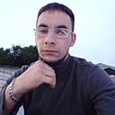 Знакомства: Олег, 28 лет, Таштагол