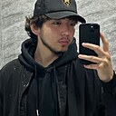 Знакомства: Абдуллах, 24 года, Астана