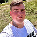 Знакомства: Рома, 26 лет, Салават