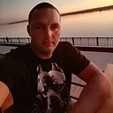 Знакомства: Евгений, 32 года, Семикаракорск