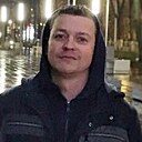 Знакомства: Валерий, 34 года, Островец