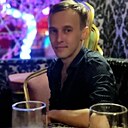 Знакомства: Артем, 26 лет, Сарапул