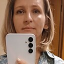 Знакомства: Елена, 23 года, Луганск