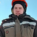 Знакомства: Максим Тихонов, 20 лет, Любинский