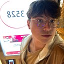 Знакомства: Артем, 21 год, Братск