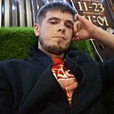 Знакомства: Артём, 34 года, Комсомольск-на-Амуре