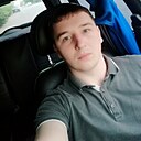 Знакомства: Максим, 31 год, Ульяновск