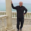 Знакомства: Viktor, 68 лет, Симферополь