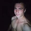 Знакомства: Павел, 31 год, Междуреченск