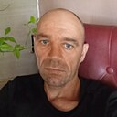 Знакомства: Евгений, 40 лет, Артем
