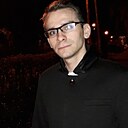 Знакомства: Лео, 25 лет, Северск