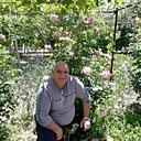 Знакомства: Оник, 67 лет, Якутск