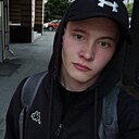 Знакомства: Кирилл, 22 года, Магадан