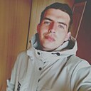 Знакомства: Евгений, 31 год, Белорецк