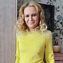 Знакомства: Ксю, 35 лет, Екатеринбург