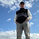 Знакомства: Денис, 24 года, Алейск