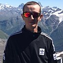 Знакомства: Станислав, 29 лет, Геническ