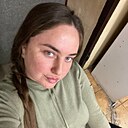 Знакомства: Марина, 28 лет, Докучаевск