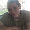 Знакомства: Данил Пернов, 21 год, Курган