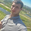 Знакомства: Максим, 23 года, Черногорск