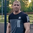 Знакомства: Александр, 33 года, Новомосковск