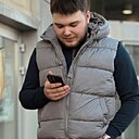 Знакомства: Данил, 24 года, Березники