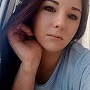 Знакомства: Яна, 29 лет, Мариуполь