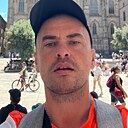 Знакомства: Виктор, 36 лет, Познань