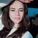 Знакомства: Ксения, 35 лет, Артем